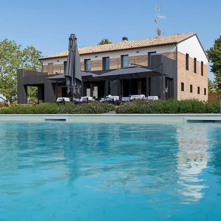 Sei Sequoie Nature & Charme