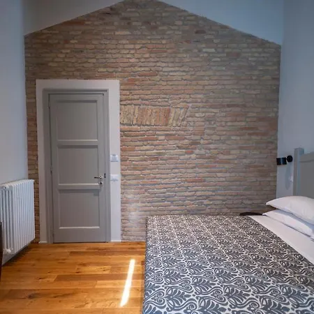 Sei Sequoie Nature & Charme Bed & Breakfast