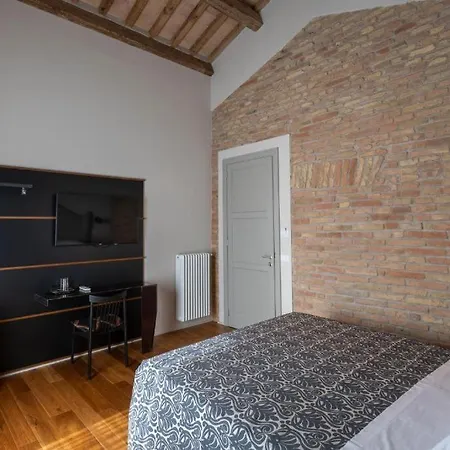 Sei Sequoie Bed & Breakfast *