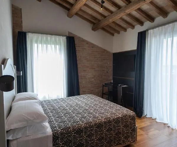 Bed & Breakfast Sei Sequoie Nature & Charme